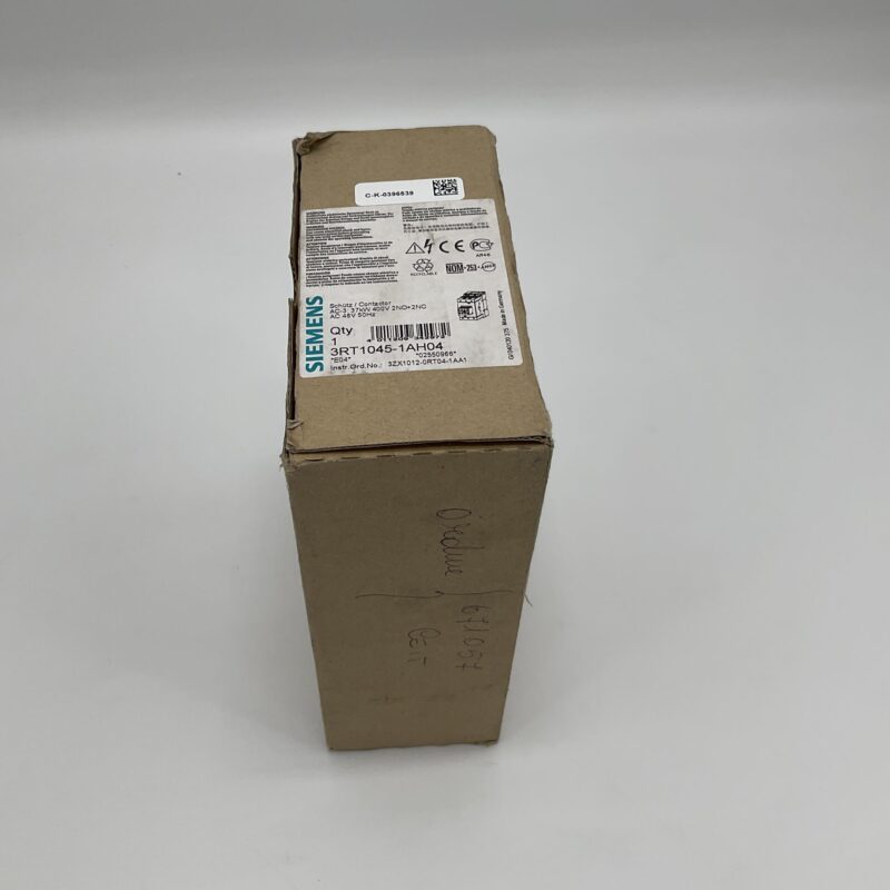 New Original Open Package SIEMENS 3RT1045-1AH04