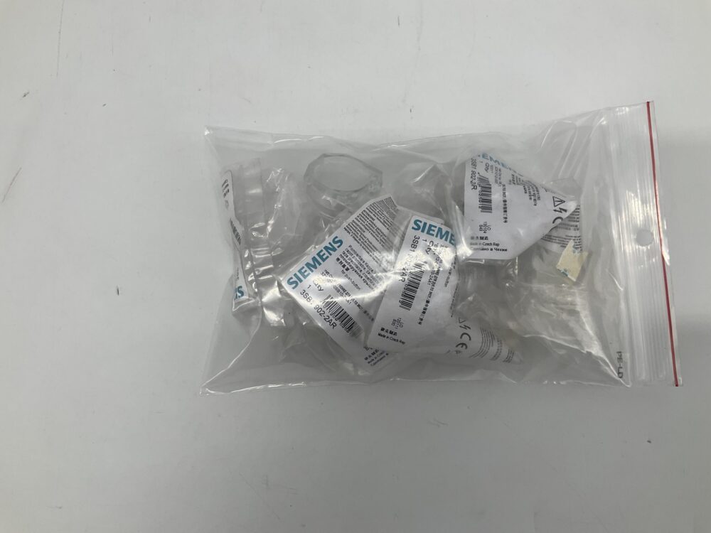 New Original Sealed Package SIEMENS 3SB1902-2AR