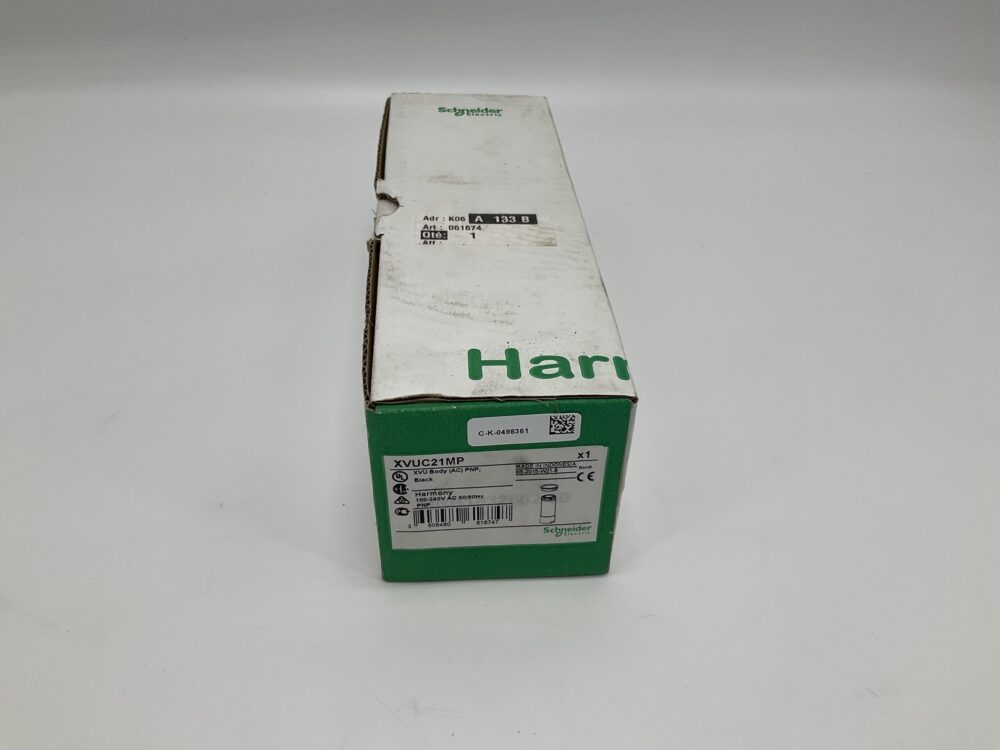 New Original Sealed Package SCHNEIDER ELECTRIC XVUC21MP